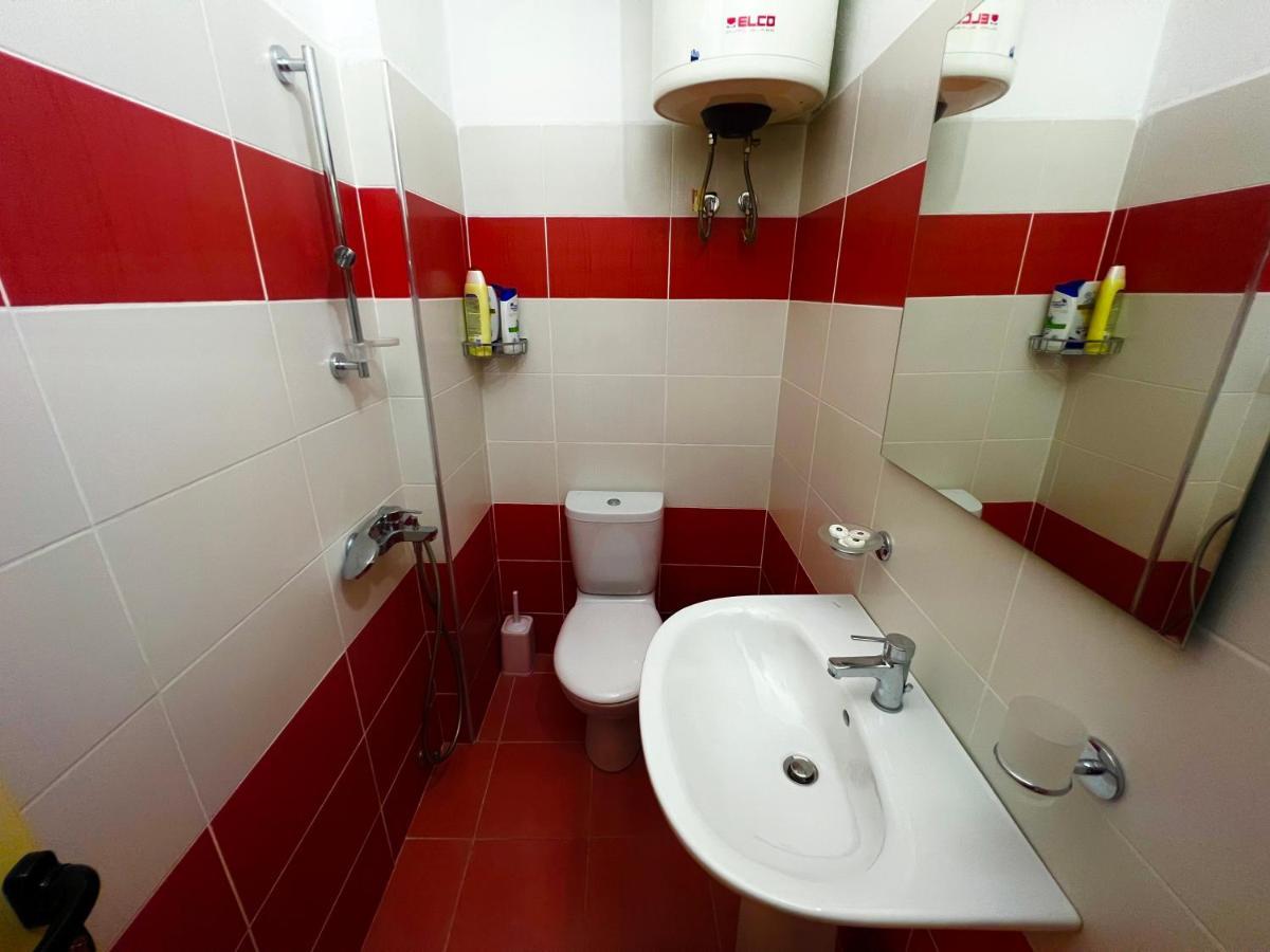 Sana Apartment Sarandë エクステリア 写真