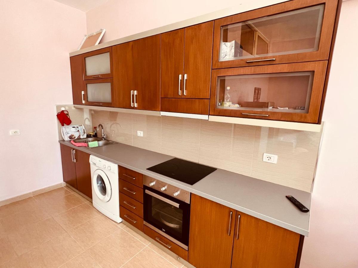 Sana Apartment Sarandë エクステリア 写真